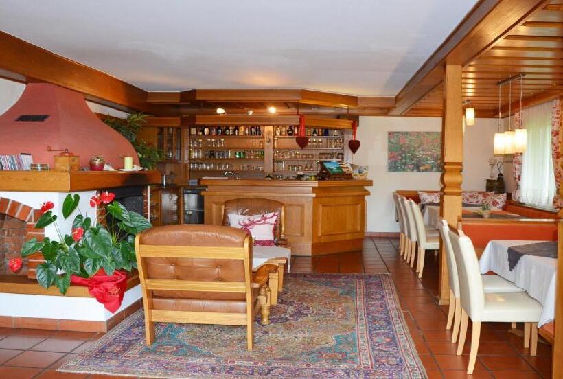 호텔 Pension Krakolinig