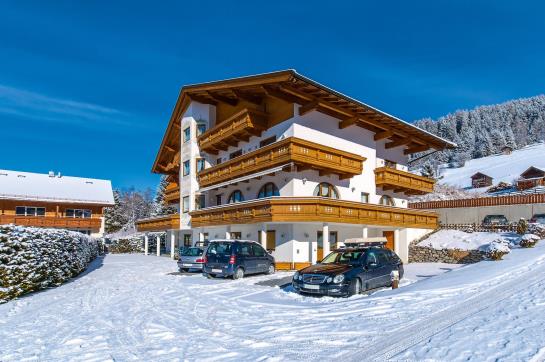 ベッドアンドブレックファースト Romantica Jerzens