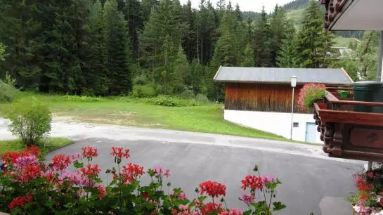 Aamiaismajoitus (B&B) Pension Sonnbichl