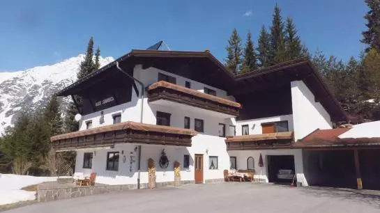 Aamiaismajoitus (B&B) Pension Sonnbichl