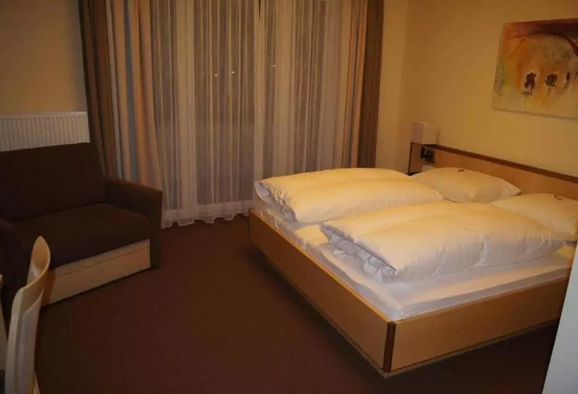 בית מלון כפרי Sonneck