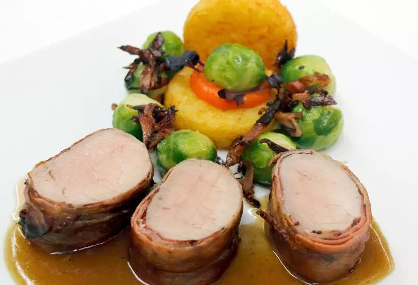 Отель Zum Senner Suites Zillertal