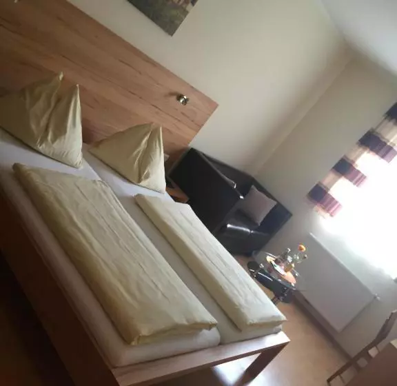 Пансион Gasthaus Hotel Feldschlange