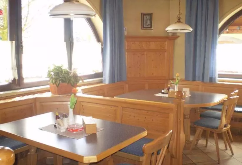 Пансион Gasthaus Hotel Feldschlange