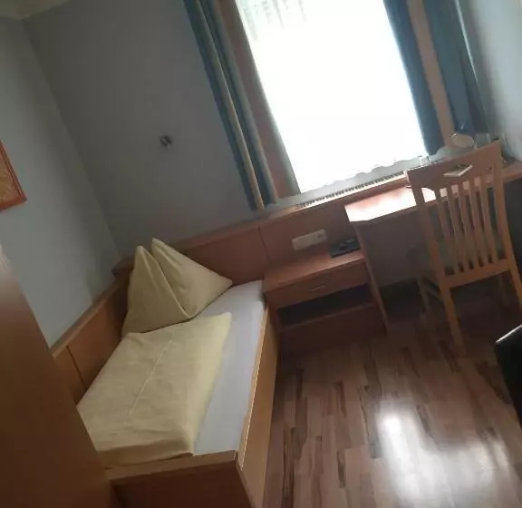 Пансион Gasthaus Hotel Feldschlange