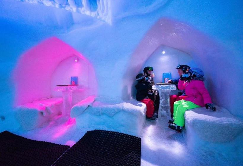 פנסיון Edelweiss Lounge Restaurant Hotel Pizza Cafe Billard Gasthof