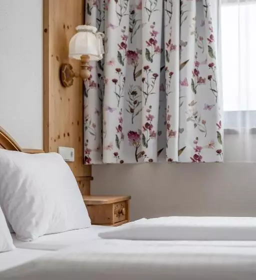 펜션 Gasthof Schroll