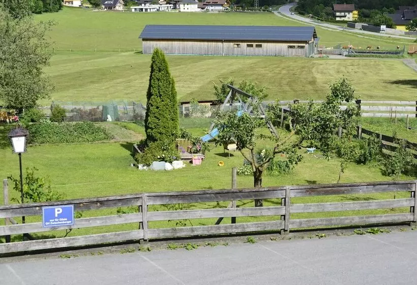 پانسیون Gästehaus Zwischenberger