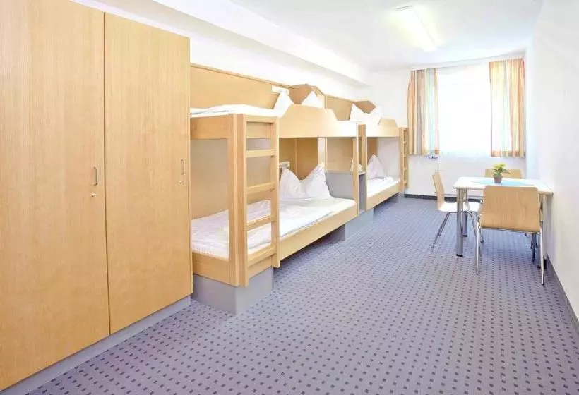 پانسیون Jugendgästehaus Linz