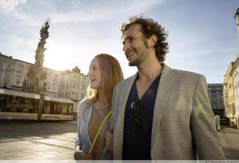 پانسیون Jugendgästehaus Linz