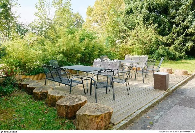 پانسیون Jugendgästehaus Linz