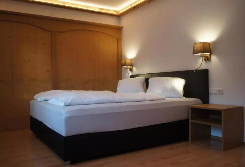 Tennenwirt Hotel & Guesthouse