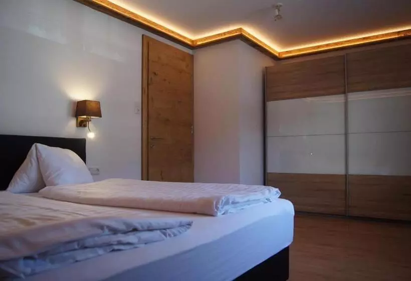 Tennenwirt Hotel & Guesthouse