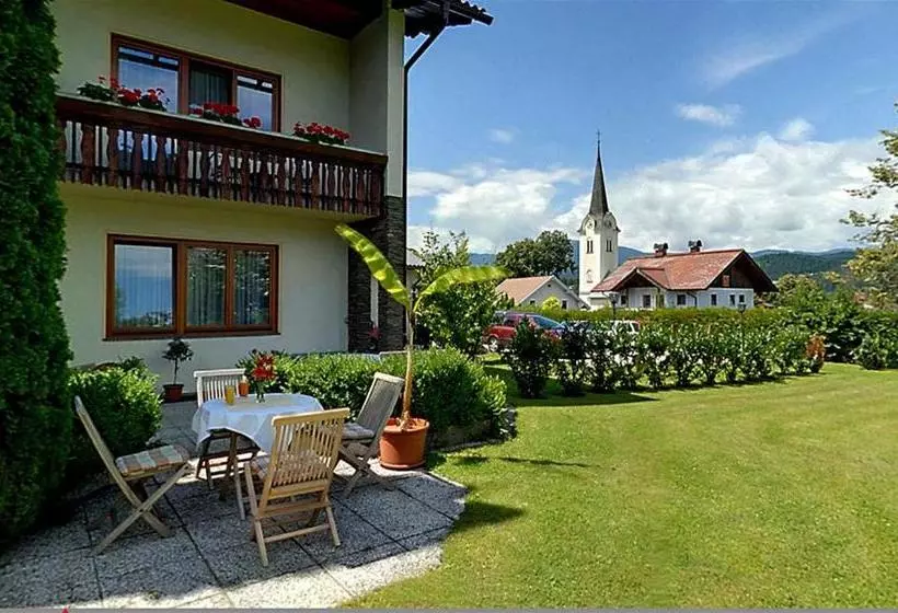 Garni Landhaus Servus