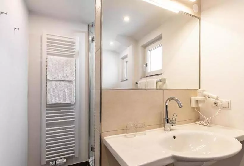 住宿加早餐 Pension Antonia