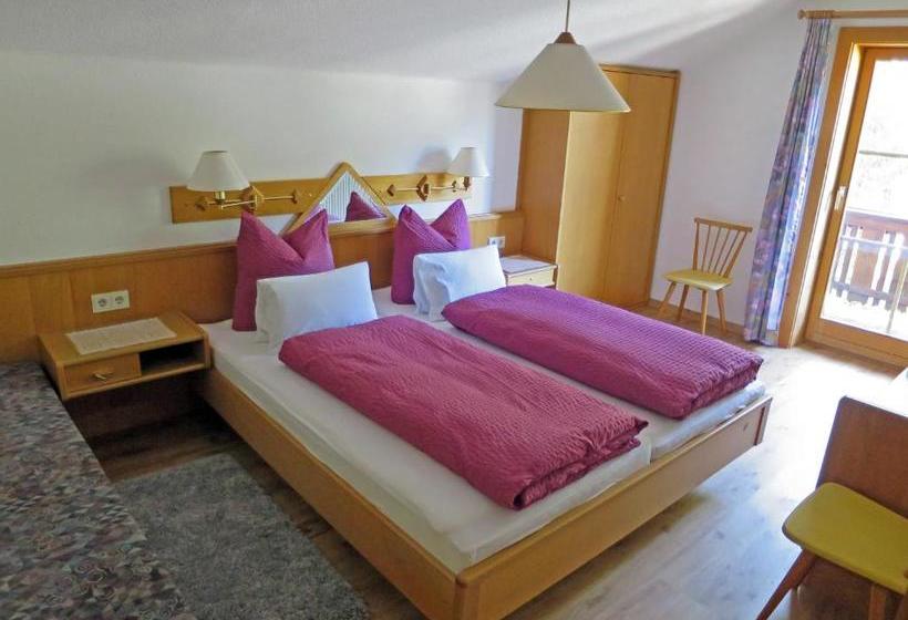 민박 Haus Weber-hafele Pension