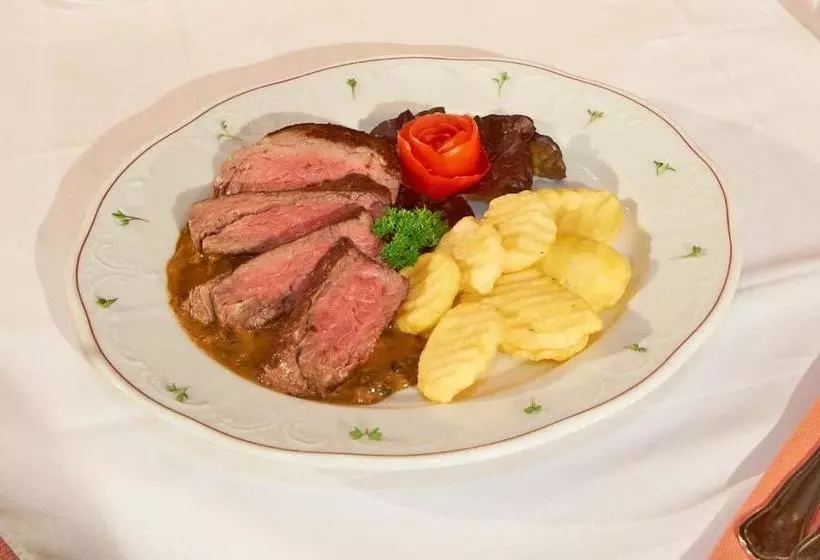 ホテル Alpenhof Annaberg