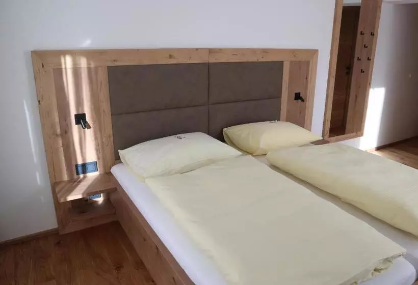 ホテル Alpenhof Annaberg