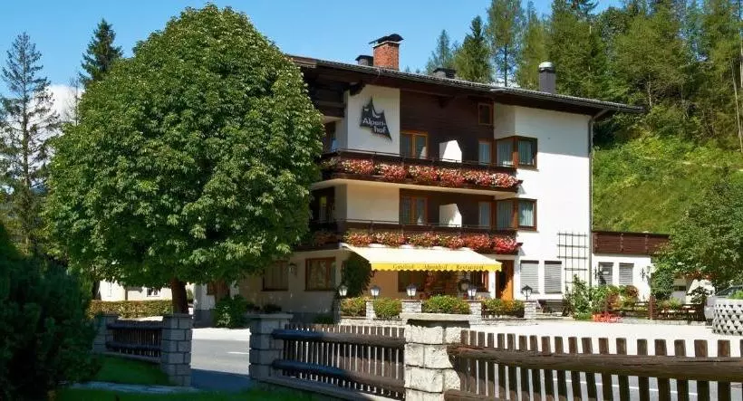 ホテル Alpenhof Annaberg