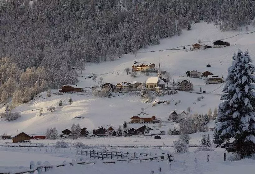 Отель Alpenrast