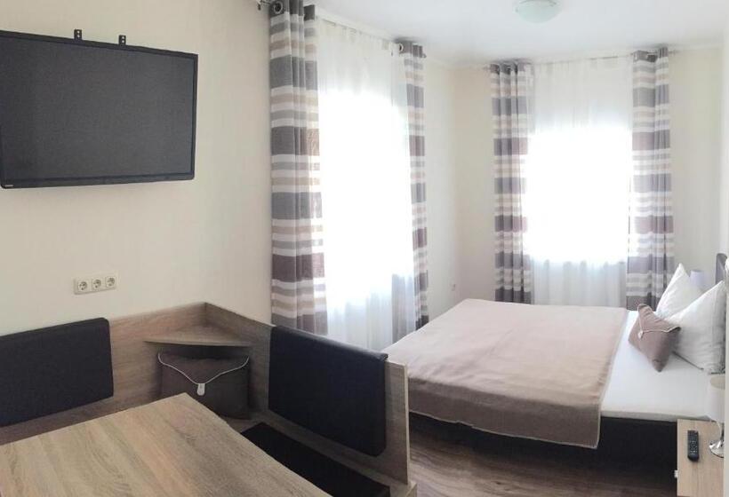 فندق Gösser Bachgasslhof    Bed And Breakfast    Apartments