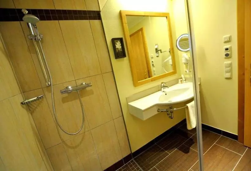 ホテル Haus Katharina