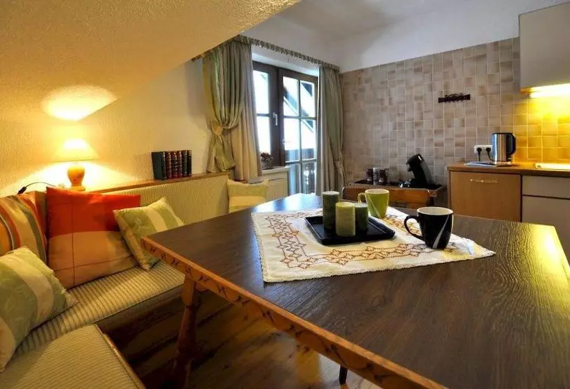 ホテル Haus Katharina