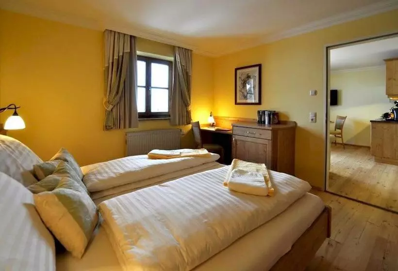 ホテル Haus Katharina