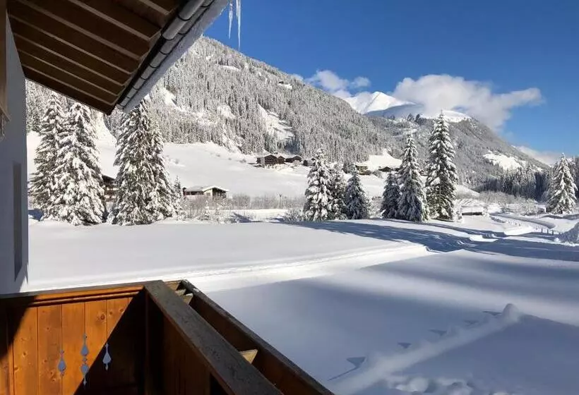 ホテル Haus Waltraud