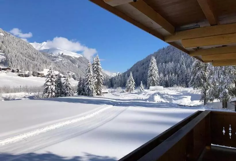 ホテル Haus Waltraud