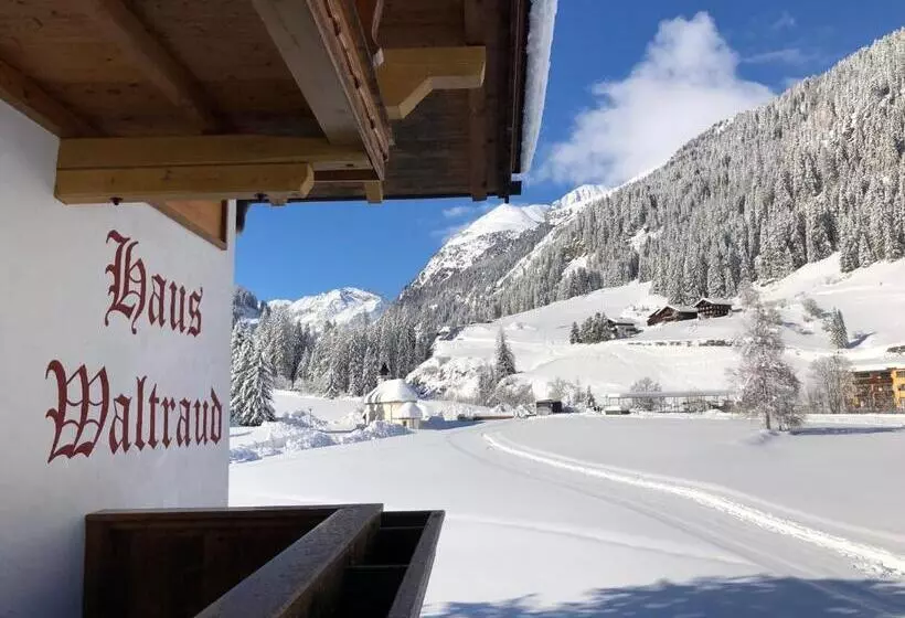 ホテル Haus Waltraud