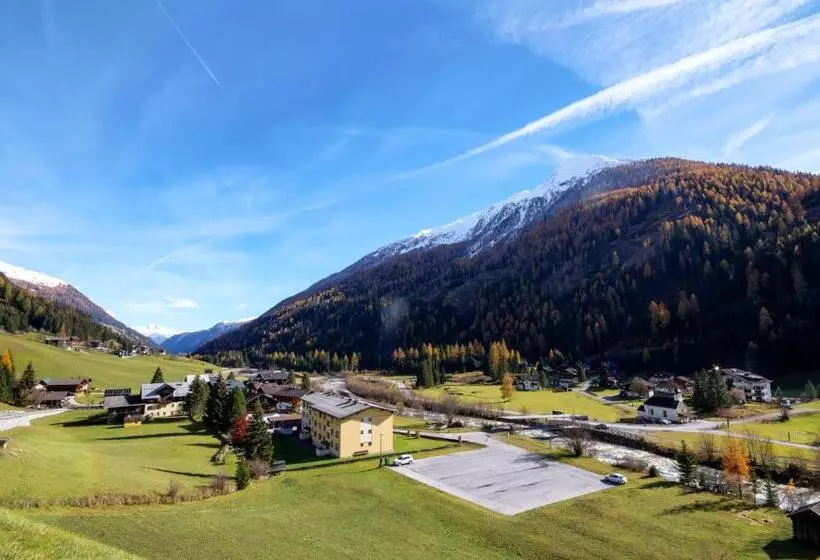 ホテル Haus Waltraud