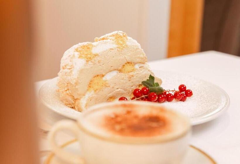 בית מלון כפרי Krone