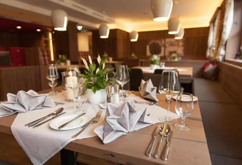 ホテル Metzgerwirt