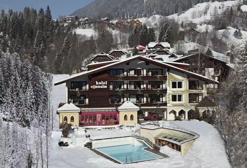 فندق Sonnalm Spa,idyll,dining