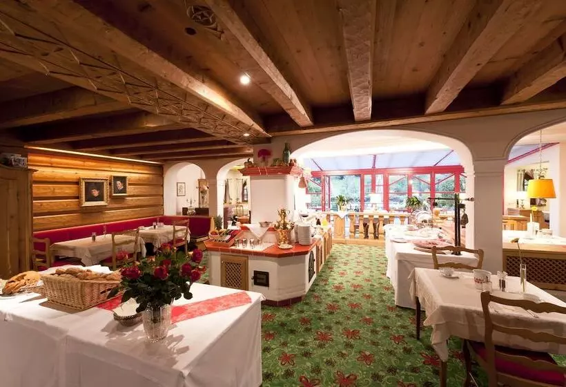 فندق Sonnalm Spa,idyll,dining