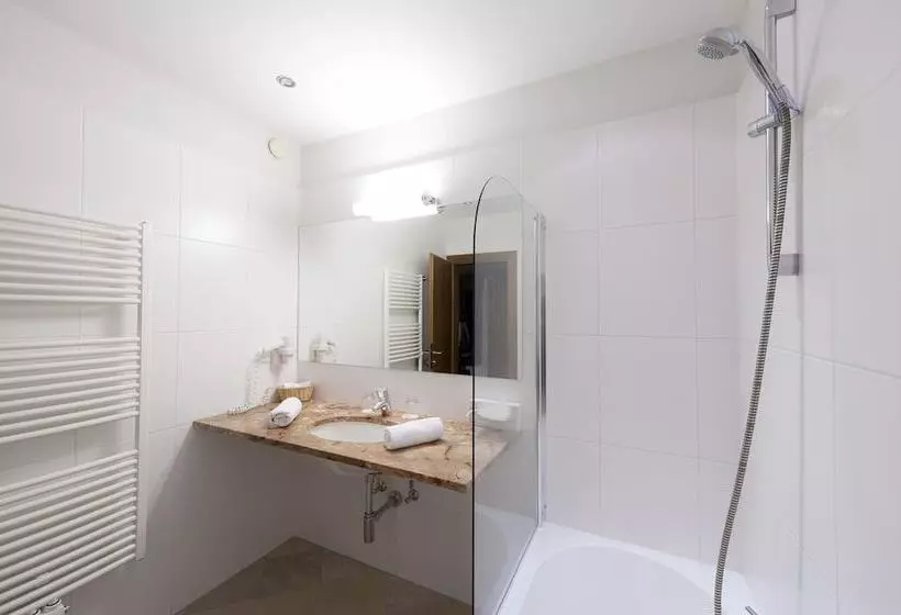 فندق Sonnalm Spa,idyll,dining