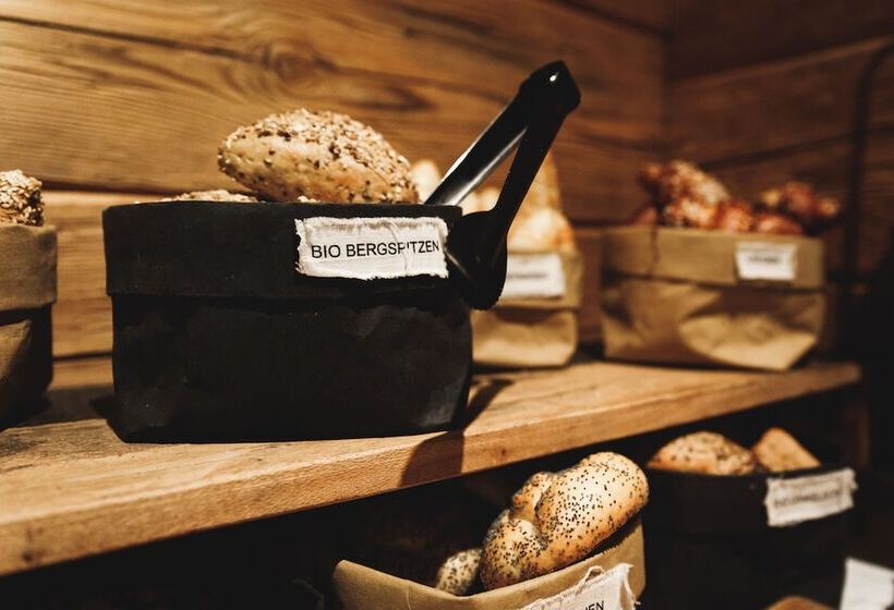 فندق Sonnhof Alpendorf   An Adults Only Place