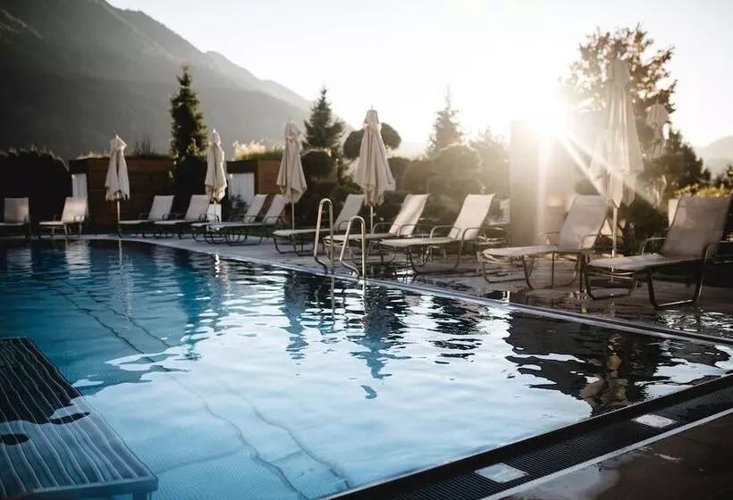 Отель Sonnhof Alpendorf An Adults Only Place