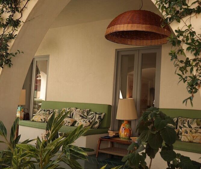 هتل Terme Oriente Beach & Spa