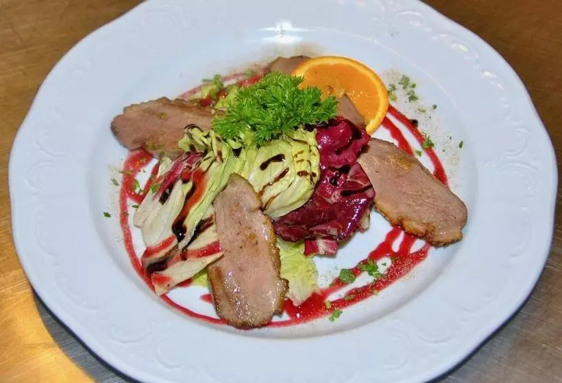 Отель Velden Bacherlwirt