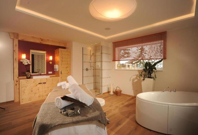 住所  Jesacherhof 4s