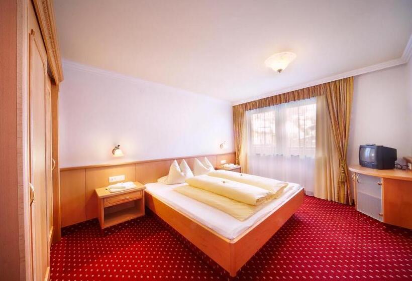 Smaragdhotel Tauernblick