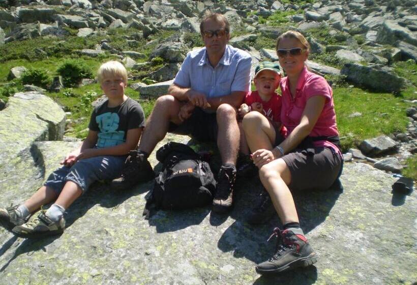 Smaragdhotel Tauernblick