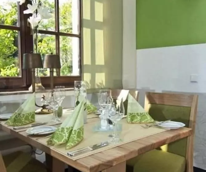 Bb Landhotel Hütter