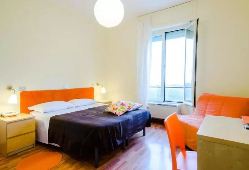 ホテル Albergo Villa Gaia