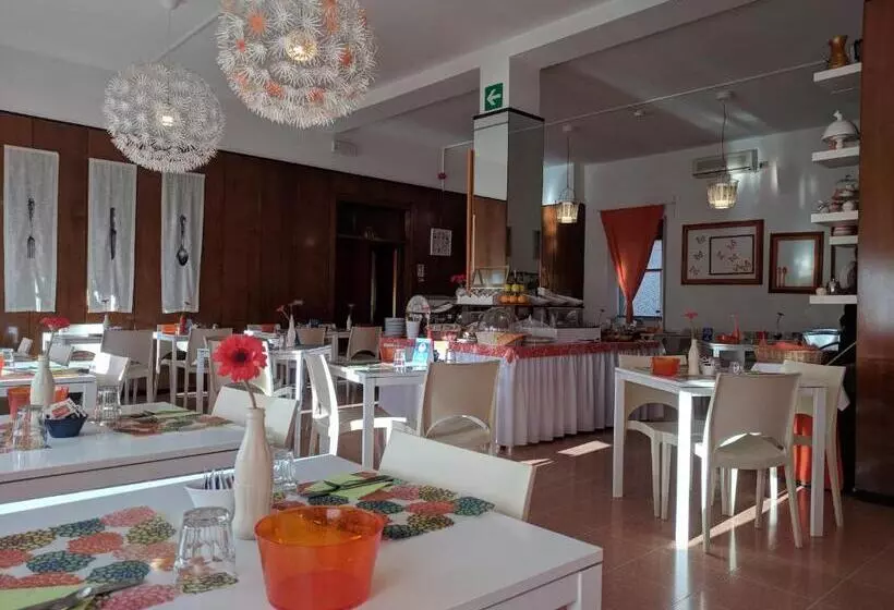 ホテル Albergo Villa Gaia