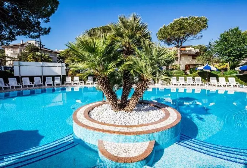 هتل Ambassador Meuble