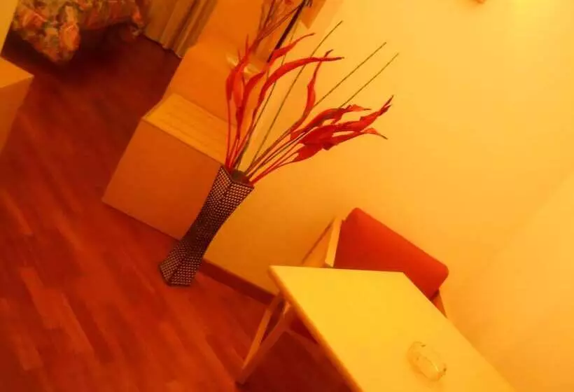 Hotelli Catania Crossing B&b  Rooms & Comforts