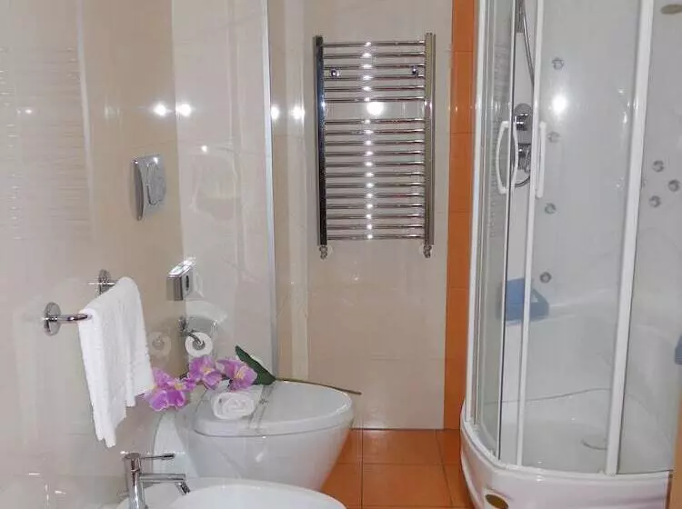 Hotelli Catania Crossing B&b  Rooms & Comforts